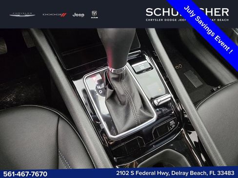New 2026 Jeep Compass Latitude w/ Sun and Sound Group AWD/4WD image 16