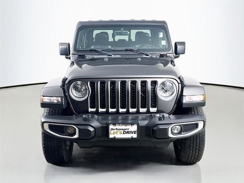 Used 2022 Jeep Gladiator Overland w/ Popular Equipment Package image 3