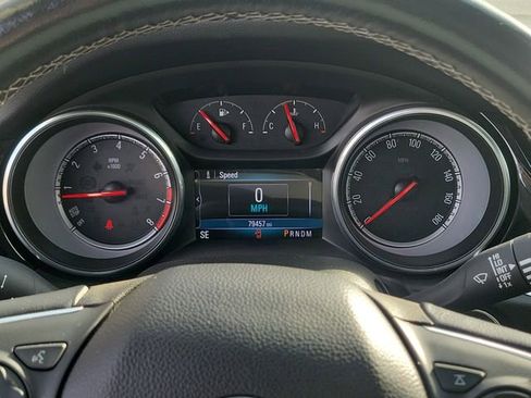 Used 2018 Buick Regal Essence image 13