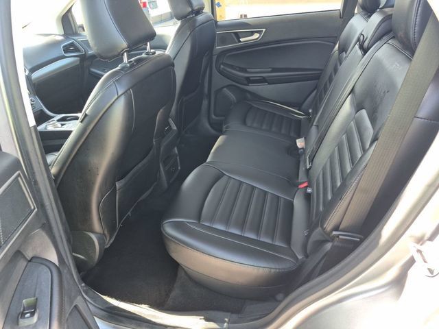 Used 2022 Ford Edge SEL AWD/4WD image 5