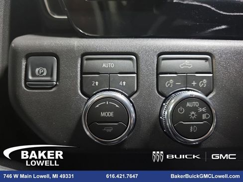 New 2026 GMC Sierra 1500 Elevation image 25