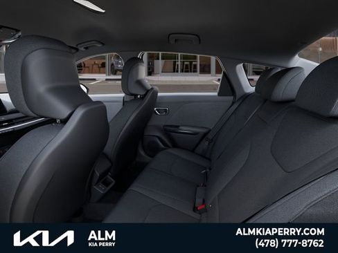 New 2026 Kia K4 LXS image 18