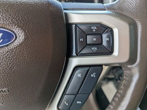 Used 2018 Ford F150 King Ranch w/ Equipment Group 601A Luxury AWD/4WD image 16