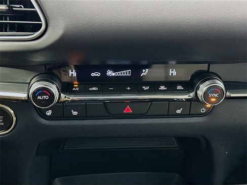 New 2025 MAZDA CX-30 2.5 Turbo w/ Premium Plus Pkg image 16