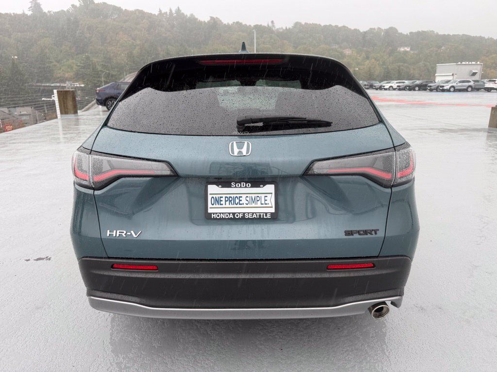 Certified 2024 Honda HR-V Sport image 8