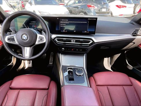 Used 2023 BMW 330i Sedan w/ M Sport Package image 13