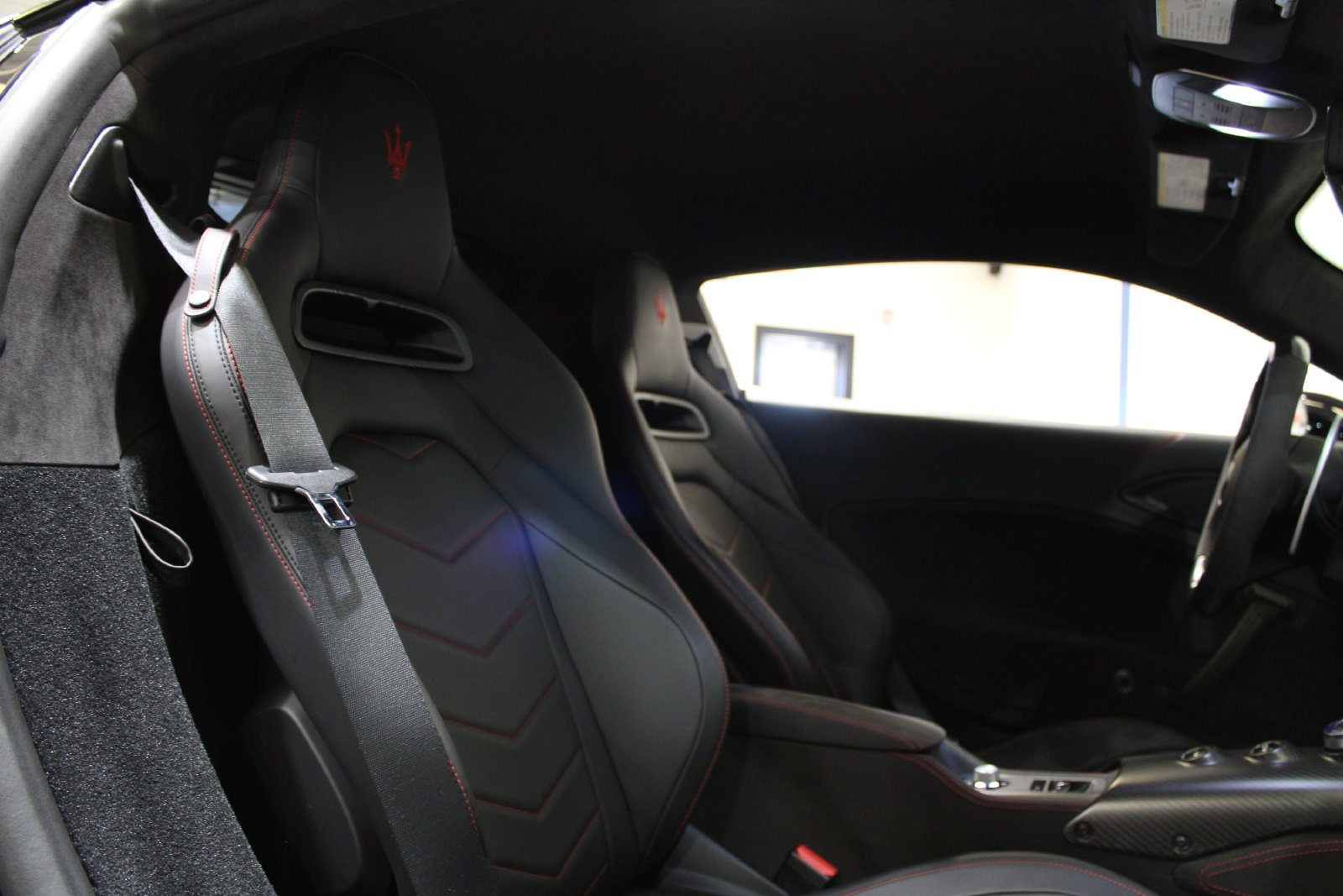 Used 2022 Maserati MC20 Coupe RWD image 30