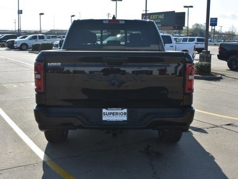 New 2026 RAM 1500 Express AWD/4WD image 6