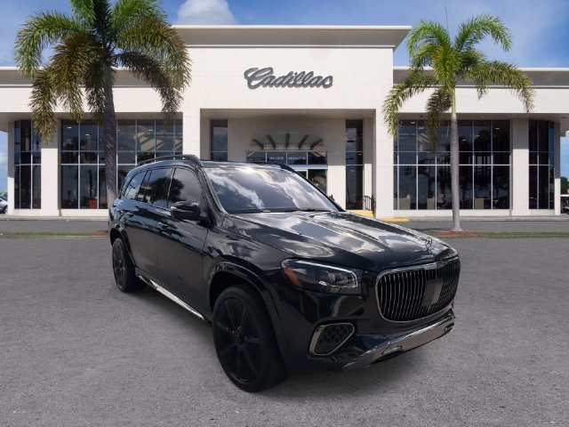 Used 2025 Mercedes-Benz Maybach GLS 600 4MATIC image 3