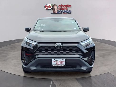 Used 2023 Toyota RAV4 LE FWD image 8