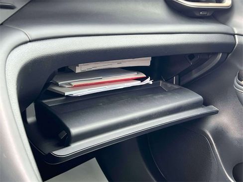 Certified 2024 Toyota Crown Platinum image 32