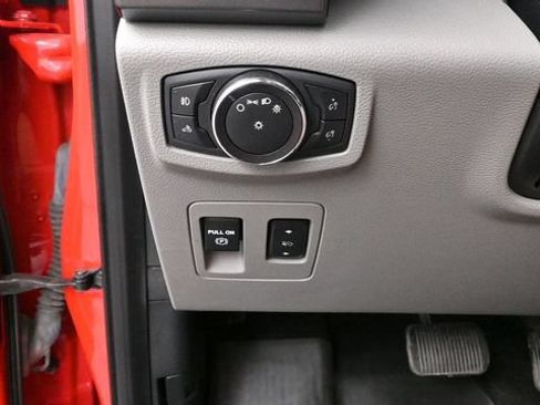 Used 2019 Ford F150 XLT w/ Equipment Group 302A Luxury AWD/4WD image 20
