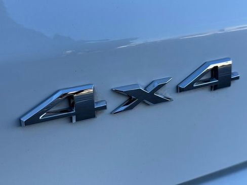 Used 2024 Jeep Compass Limited image 35