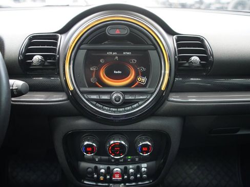 Used 2018 MINI Cooper Clubman S image 33