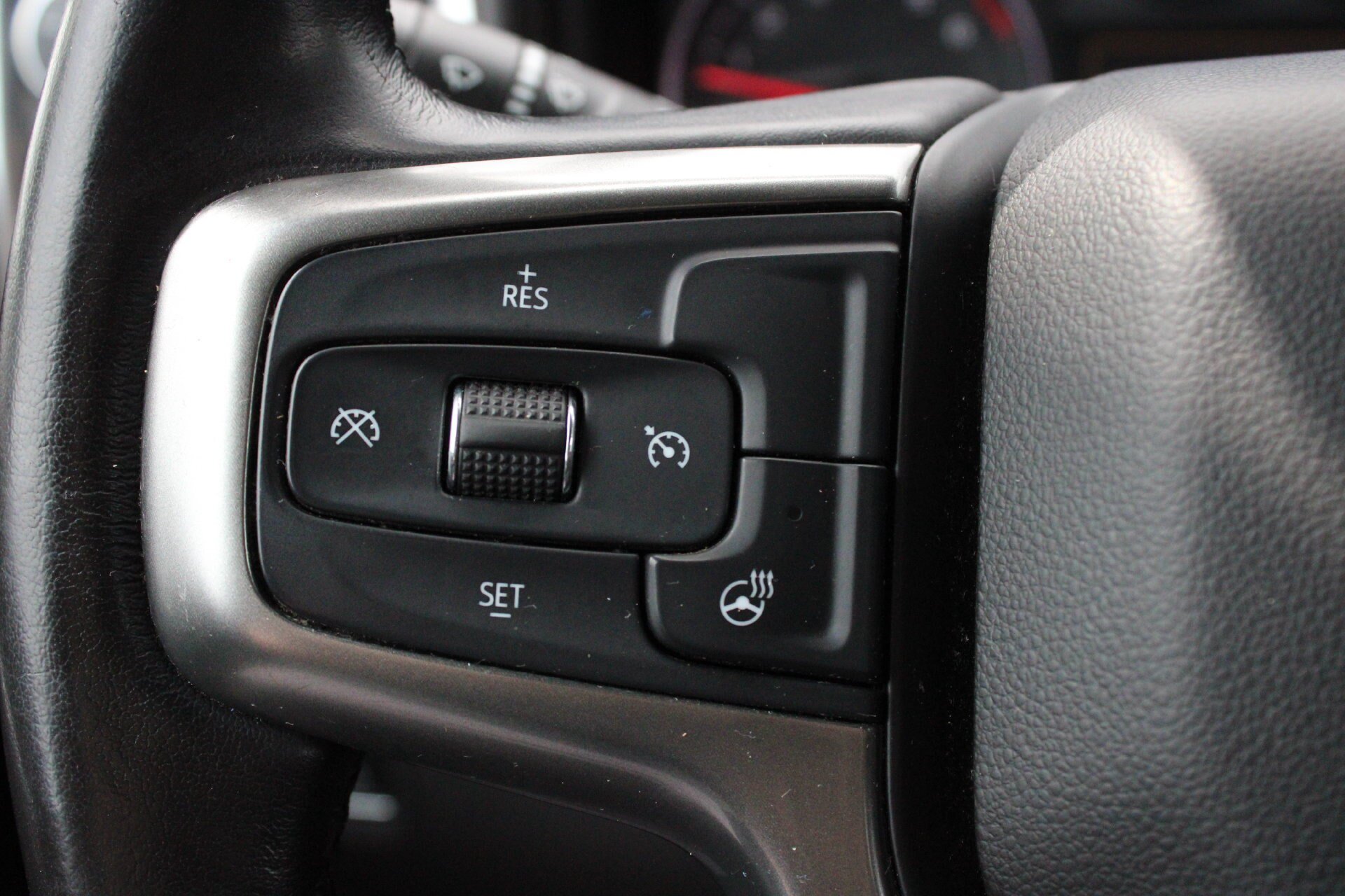 Used 2020 Chevrolet Silverado 1500 RST AWD/4WD image 27