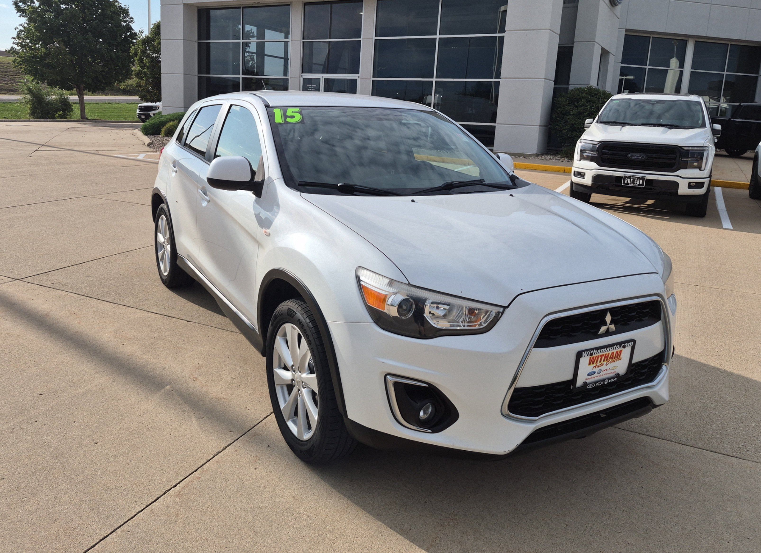 Used 2015 Mitsubishi Outlander Sport ES AWD/4WD image 2