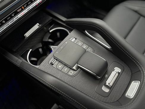 Used 2025 Mercedes-Benz GLE 450 4MATIC image 23