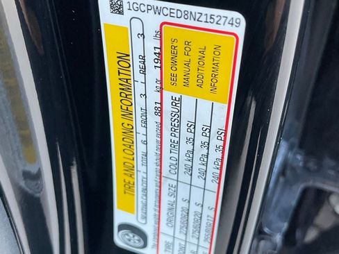 Used 2022 Chevrolet Silverado 1500 LT w/ Safety Package image 28