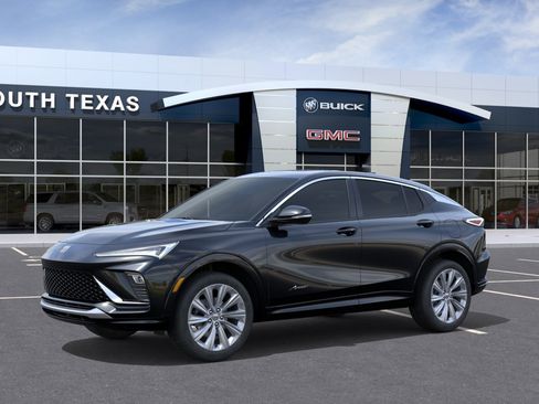 New 2026 Buick Envista Avenir image 2