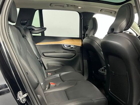 Used 2024 Volvo XC90 B5 Plus image 29