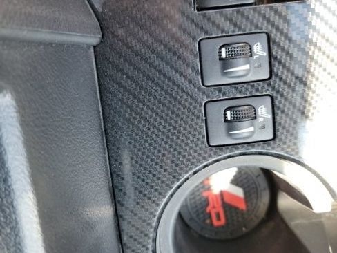 Used 2019 Toyota 4Runner TRD Off-Road Premium AWD/4WD image 12