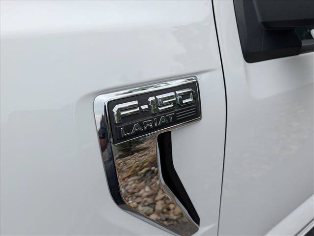 Used 2022 Ford F150 Lariat w/ FX4 Off-Road Package AWD/4WD image 10