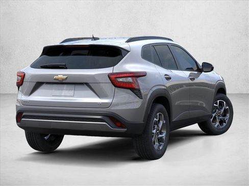 New 2026 Chevrolet Trax LT w/ Driver Confidence Package image 4