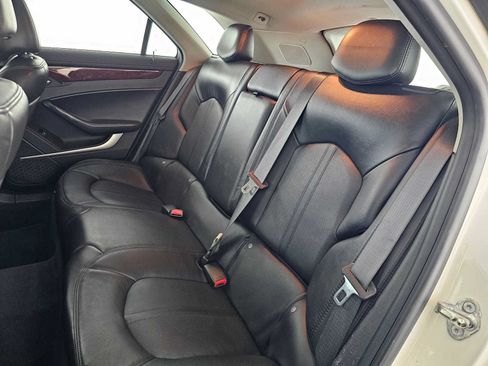 Used 2010 Cadillac CTS Luxury RWD image 17