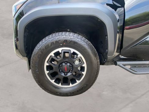 Used 2026 Toyota Tacoma TRD Off-Road w/ TRD Off Road Premium Package AWD/4WD image 14