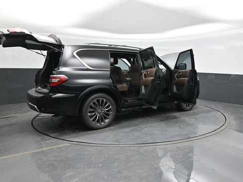 Used 2023 Nissan Armada Platinum w/ Captain's Chairs Package RWD image 56