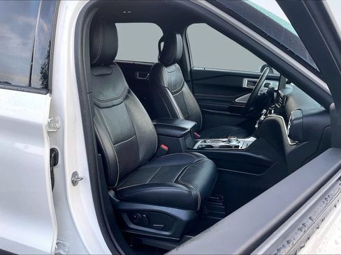 Used 2021 Ford Explorer ST w/ Equipment Group 401A AWD/4WD image 30
