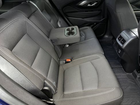 Certified 2022 GMC Terrain SLE w/ Driver Convenience Package image 30