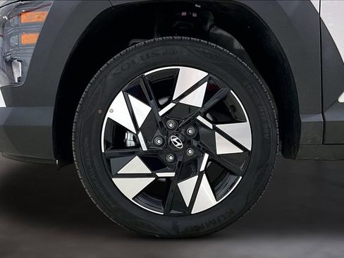 Used 2025 Hyundai Kona SEL AWD/4WD image 7