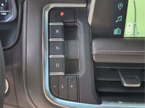 Used 2023 Chevrolet Tahoe LT RWD image 21