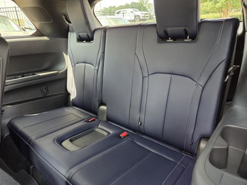 Certified 2026 INFINITI QX60 Sport w/ Dark Cargo Package AWD/4WD image 11