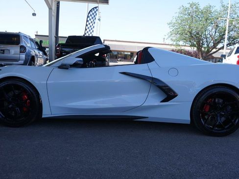 Used 2022 Chevrolet Corvette Stingray Preferred Conv w/ Z51 Performance Package RWD image 6