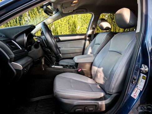 Used 2019 Subaru Outback 2.5i Premium image 17