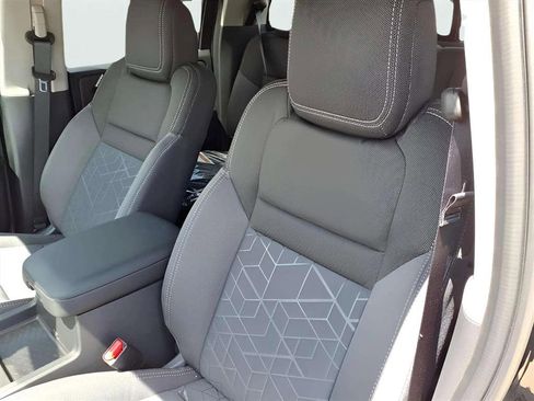 New 2026 Nissan Frontier SV image 13