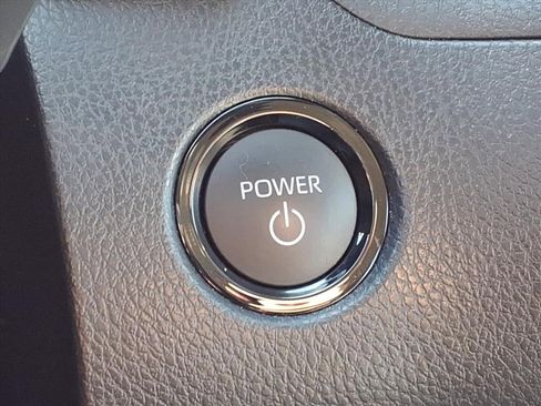 Used 2025 Toyota Camry LE image 22