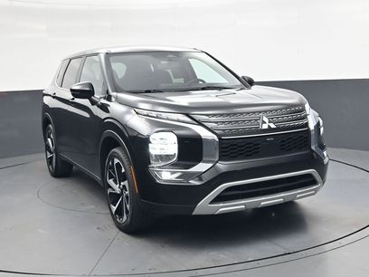 Used 2024 Mitsubishi Outlander SE