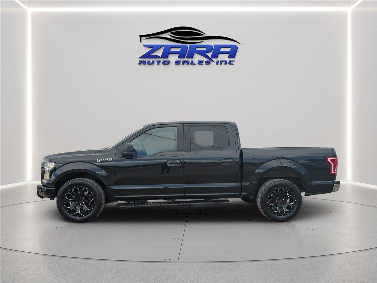 Used 2015 Ford F150 XLT RWD image 4