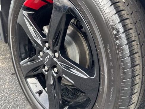 Used 2024 Chevrolet Equinox Premier image 5