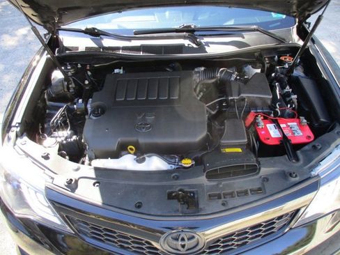 Used 2012 Toyota Camry SE w/ Leather Pkg image 35