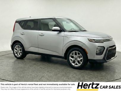 Used 2025 Kia Soul LX w/ LX Technology Package
