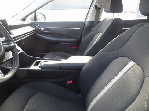 Used 2024 Hyundai Sonata SEL w/ Convenience Package image 6