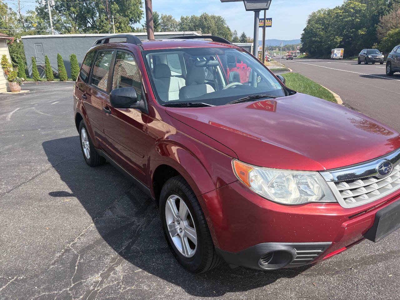 Used 2011 Subaru Forester 2.5X AWD/4WD image 6