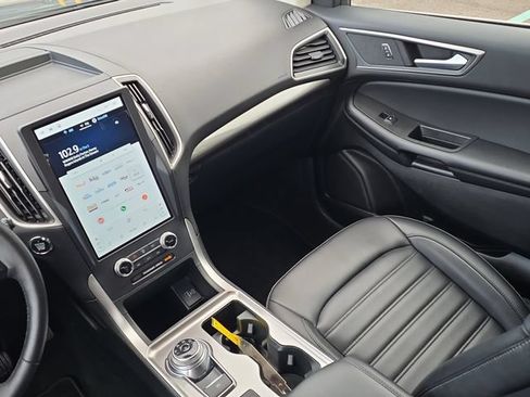 Certified 2024 Ford Edge SEL AWD/4WD image 26