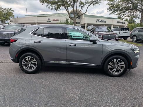 Used 2022 Buick Envision Essence w/ Technology Package I FWD image 3