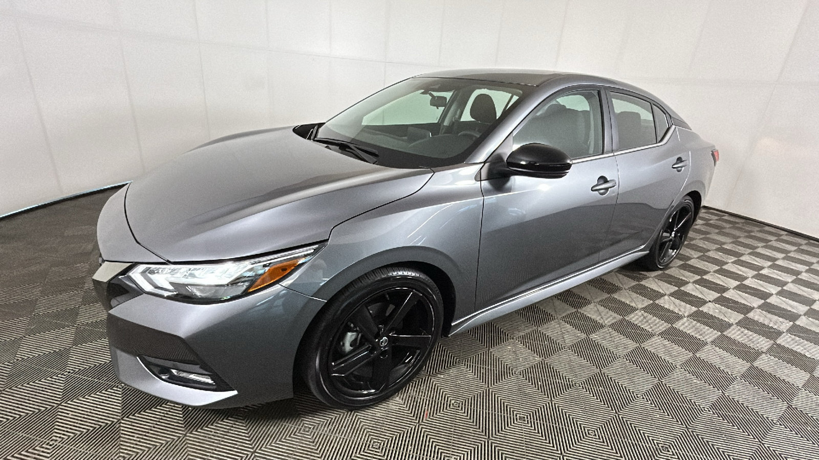 Used 2023 Nissan Sentra SR FWD image 8