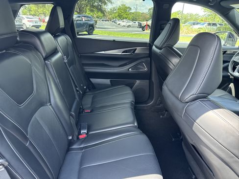 Used 2025 INFINITI QX60 Luxe w/ Black Edition FWD image 32